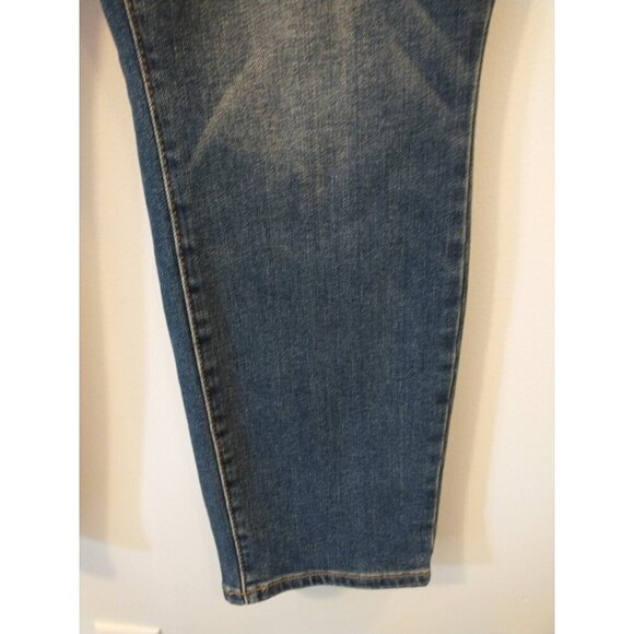 Judy Blue Slim Fit Lightly Distressed Denim Blue Jeans Stretch - 18W (35 x 28.5) - Picture 4 of 11